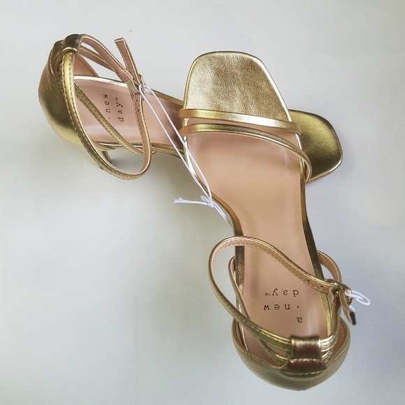 a new day Shoes - NWT Gold Strappy Wedding/Prom Heels-6